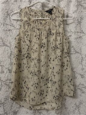 Simply Vera Vera Wang Cream Sleeveless Speckled Camisole Size small